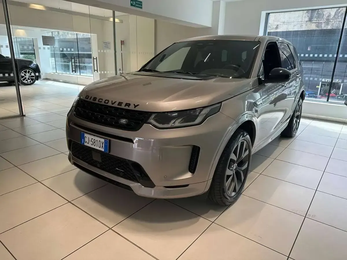 Usata Land Rover Discovery 5 SE Dynamic 163 CV (119 kW) 2022 Lanthau bronze SUV