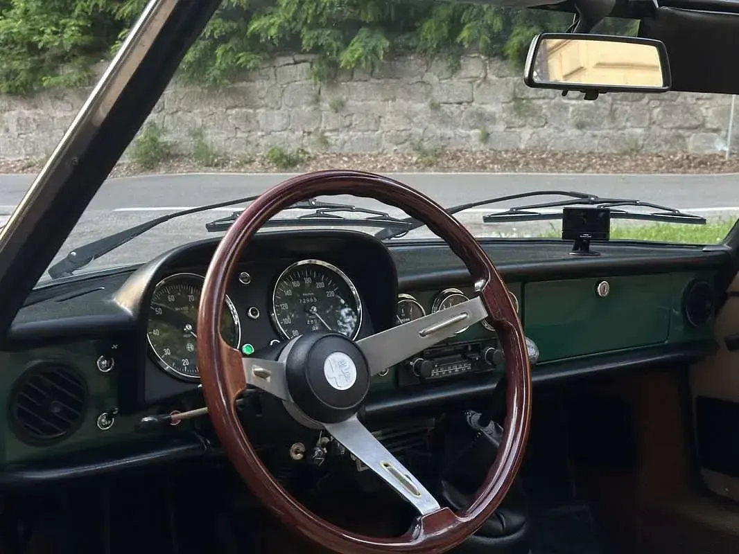 Usata Alfa Romeo Spider 103 CV (75 kW) 1979 Verde Cabrio