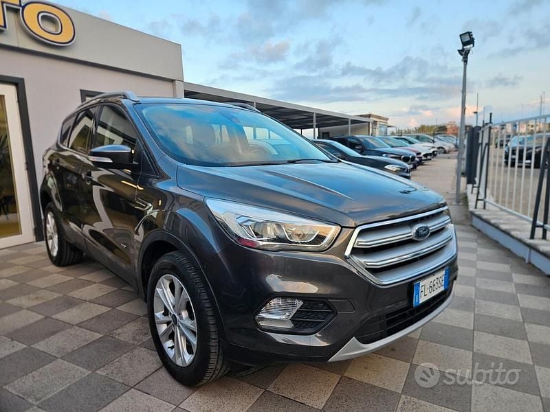 Usata Ford Kuga Titanium X 150 CV (110 kW) 2017 Grigio SUV