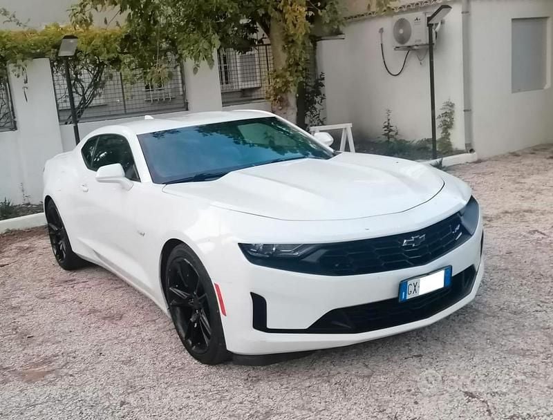 Usata Chevrolet Camaro 340 CV (250 kW) 2019 Bianco Coupé