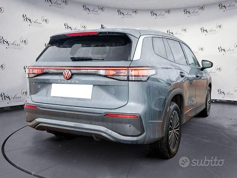 Usata VW Tayron Life 150 CV (110 kW) 2025 Grigio SUV