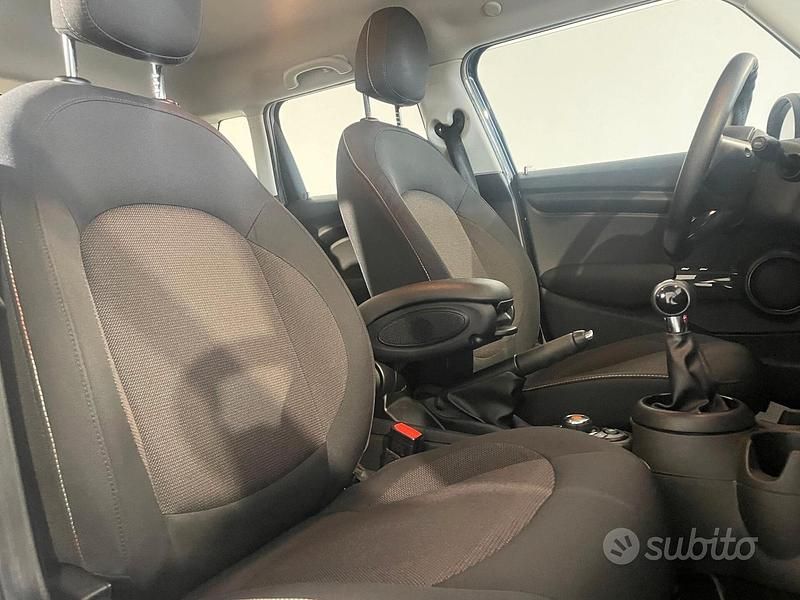 Usata Mini One D Hype 95 CV (69 kW) 2016 Blu Utilitaria