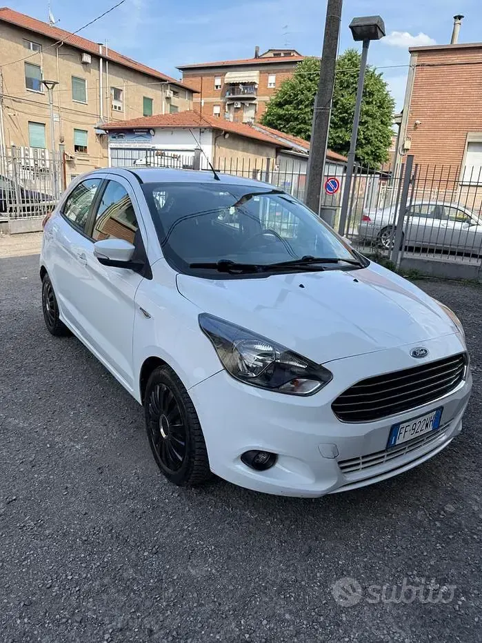 Usata Ford Ka 71 CV (52 kW) 2017 Bianco Berlina