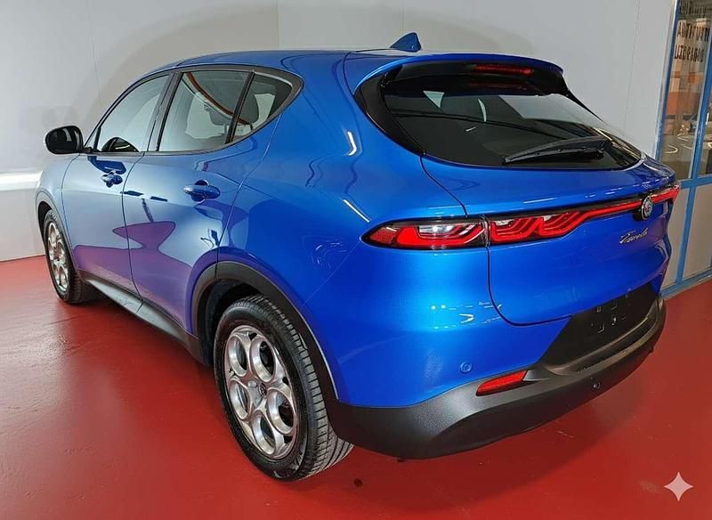 Usata Alfa Romeo Tonale Sprint 131 CV (96 kW) 2023 Blu/azzurro SUV