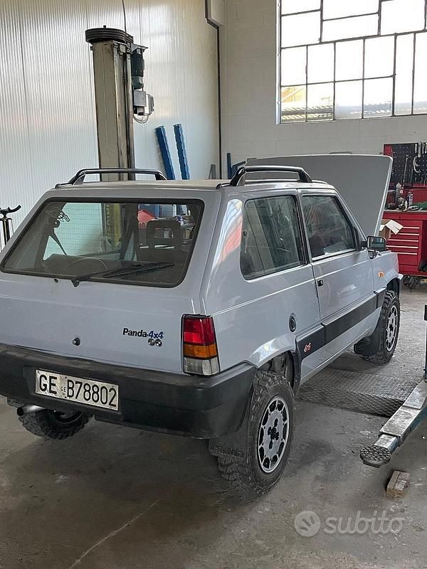 Usata Fiat Panda 4x4 50 CV (36 kW) 1987 Grigio Utilitaria
