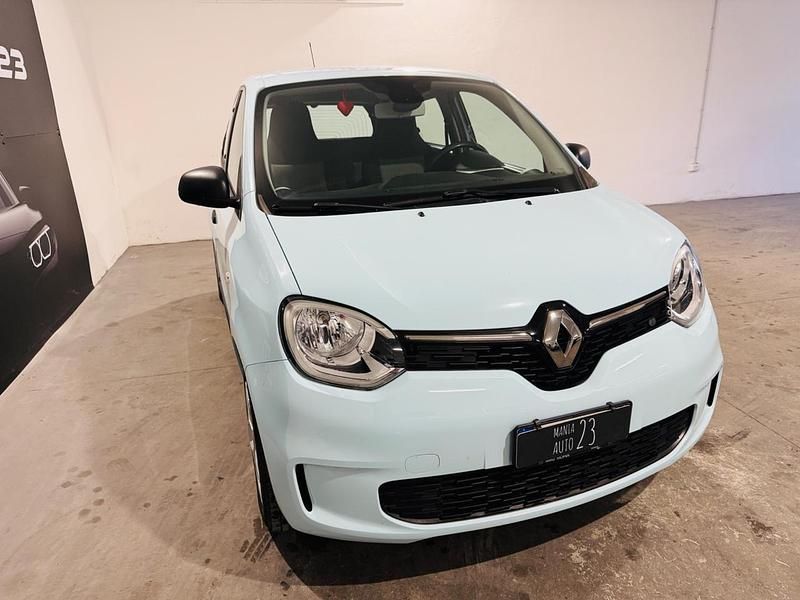 Usado Renault Twingo Urban 30 kW (42 CV) 2023 Azul Utilitario