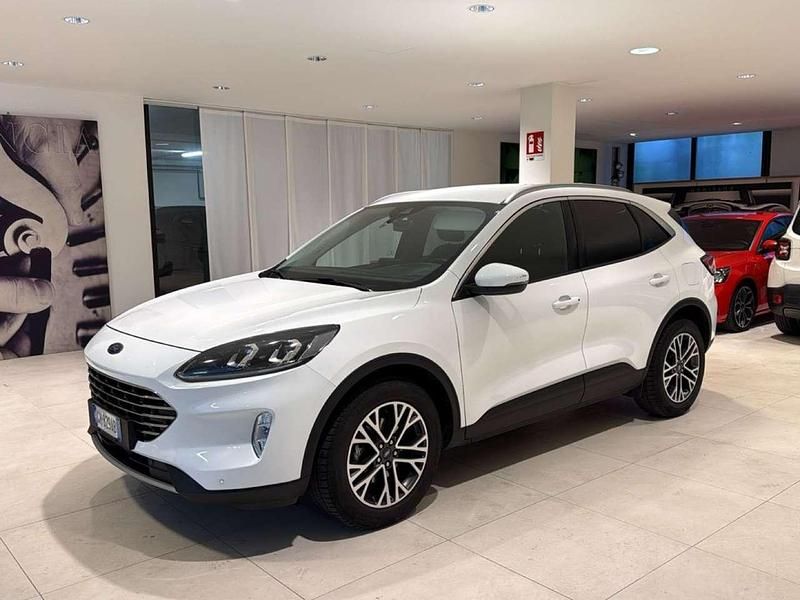 Usata Ford Kuga 120 CV (88 kW) 2021 Bianco SUV