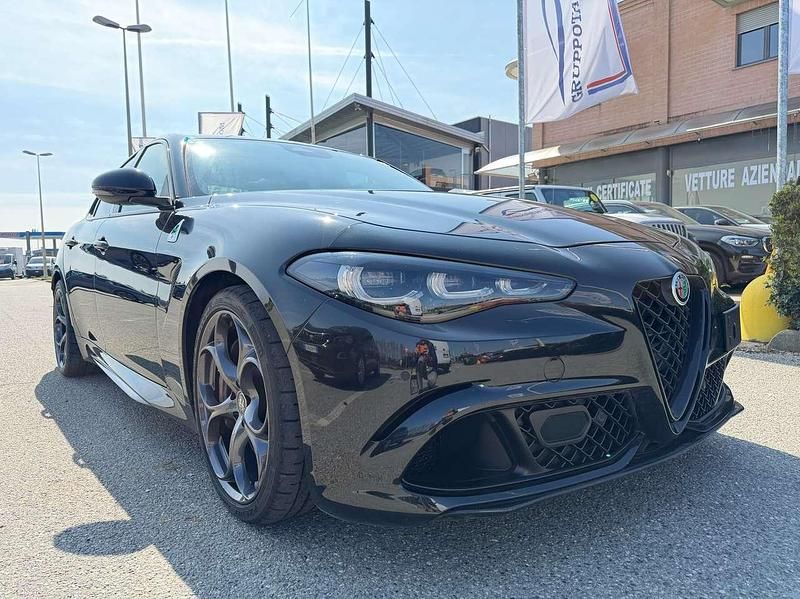 Usata Alfa Romeo Giulia Quadrifoglio 519 CV (381 kW) 2025 Nero Berlina