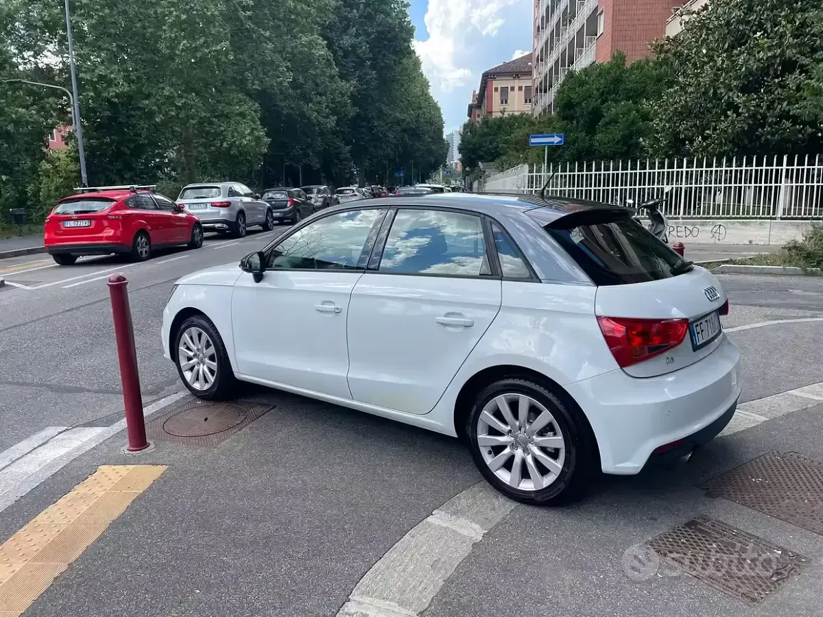 Usata Audi A1 Admired 95 CV (69 kW) 2016 Bianco Utilitaria
