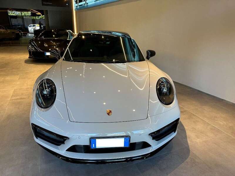 Usato 2023 Porsche 911 Carrera 4 3.0 Benzin 480 CV (189.990 €)