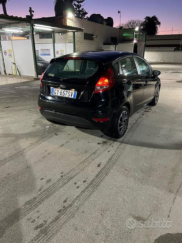 Usata Ford Fiesta 68 CV (50 kW) 2008 Utilitaria