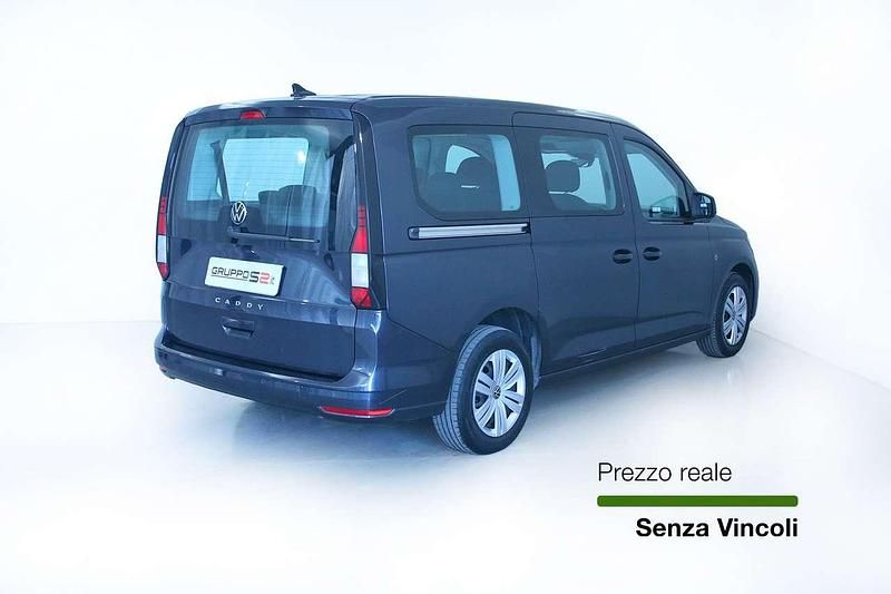 Usata VW Caddy Maxi 122 CV (89 kW) 2024 Blu/azzurro Monovolume