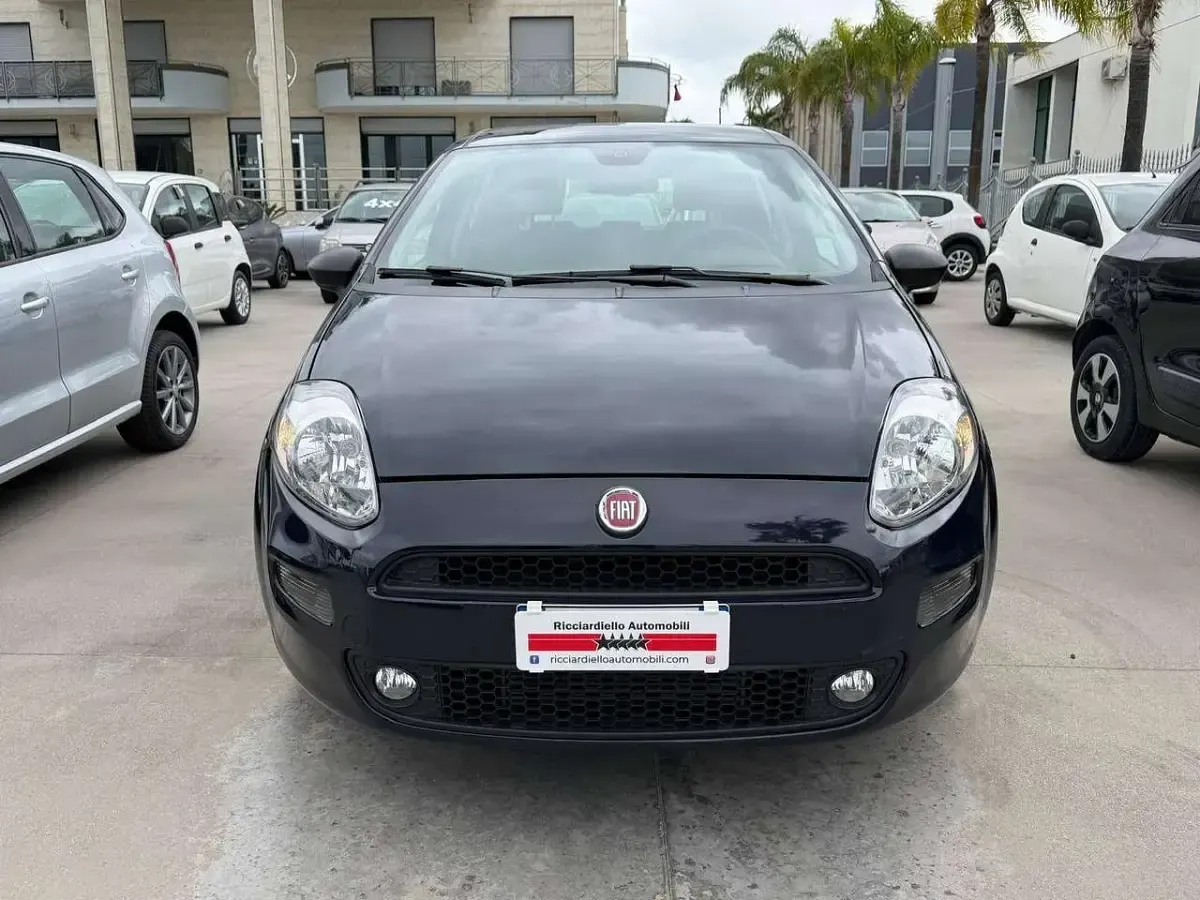 Usata Fiat Punto Street 95 CV (69 kW) 2018 Blu/azzurro Utilitaria
