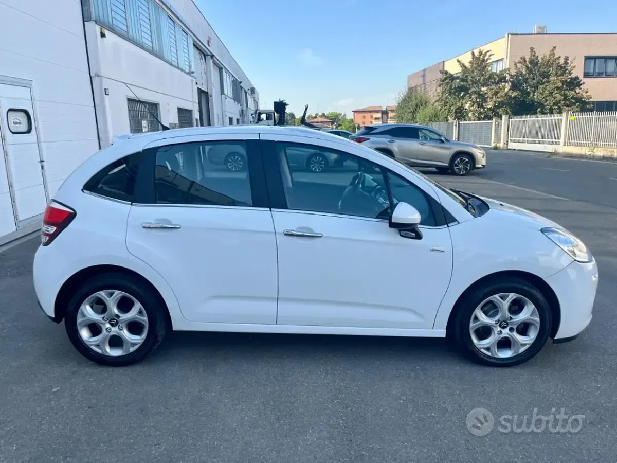 Usata Citroën C3 82 CV (60 kW) 2015 Bianco Berlina