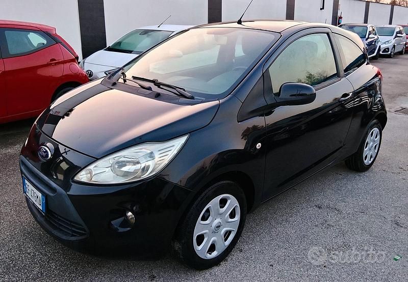 Usata Ford Ka 69 CV (50 kW) 2011 Nero Berlina