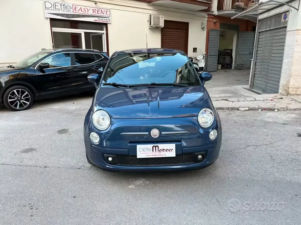 Usata Fiat 500 85 CV (62 kW) 2011 Blu Utilitaria