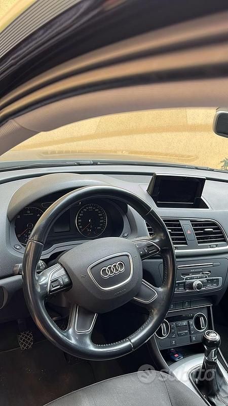 Usata Audi Q3 150 CV (110 kW) 2015 Nero SUV