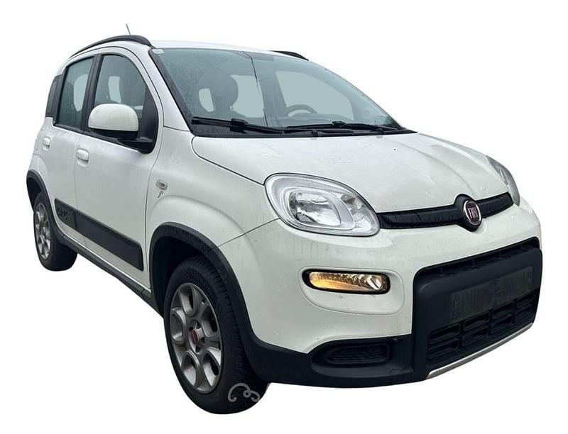 Usata Fiat Panda 4x4 S 85 CV (62 kW) 2013 Bianco Utilitaria