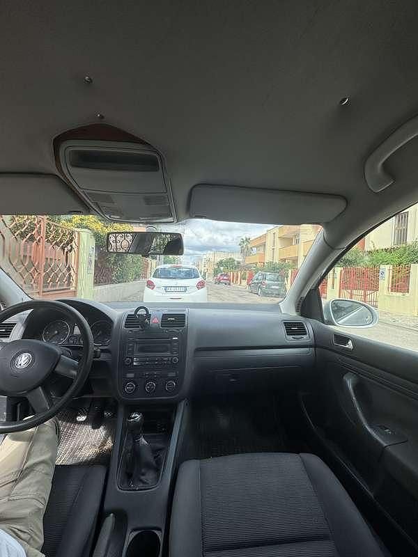 Usata VW Golf IV Trendline 105 CV (77 kW) 2006 Berlina