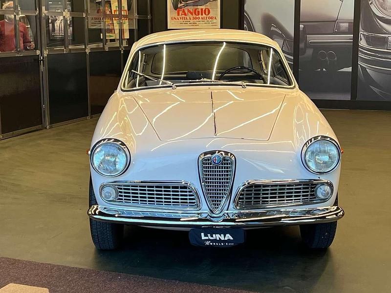 Usata Alfa Romeo Giulietta Sprint 95 CV (69 kW) 1960 Bianco Coupé