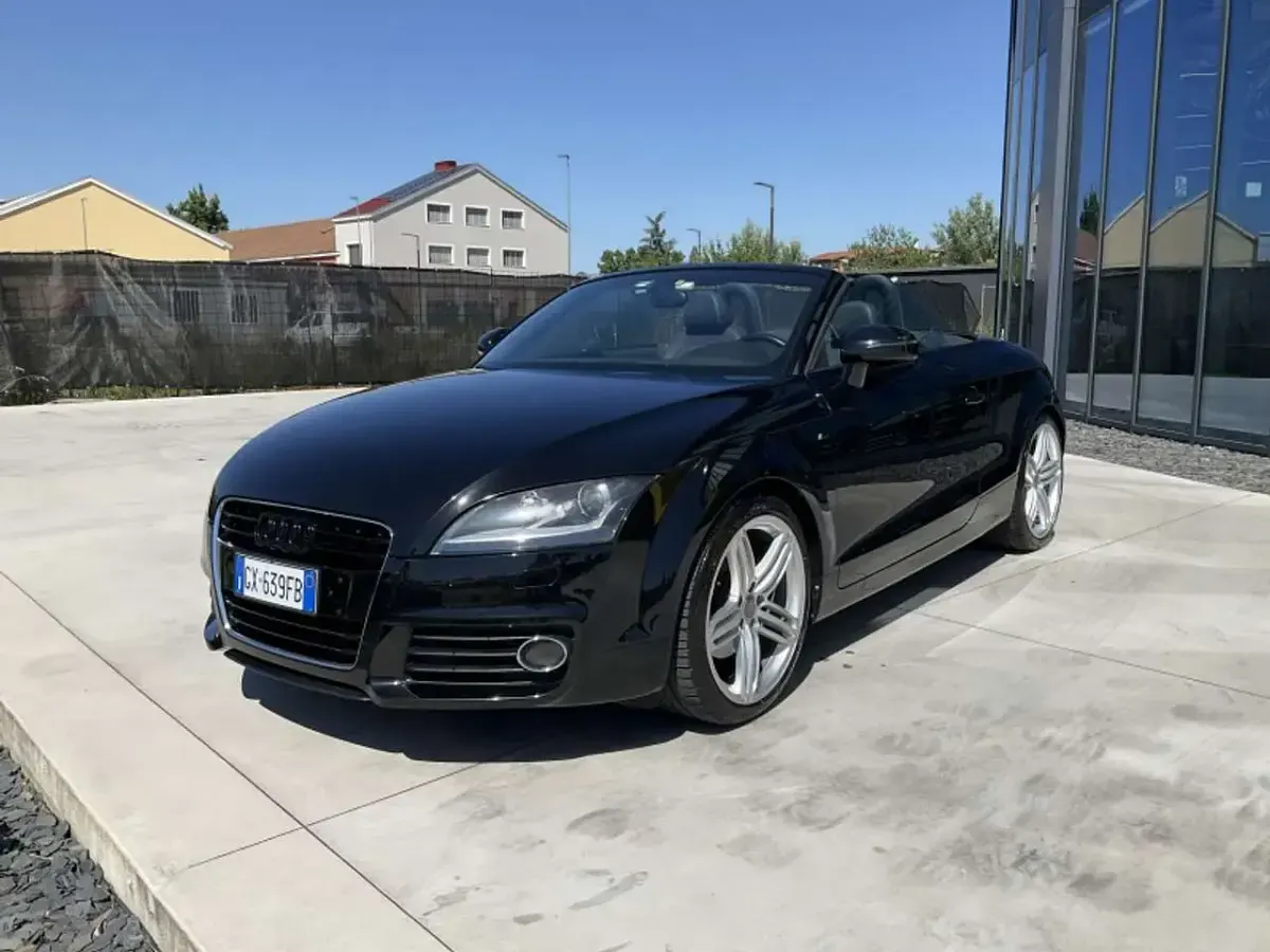 Usata Audi TT Roadster Advanced Plus 211 CV (155 kW) 2012 Nero mythos Cabrio