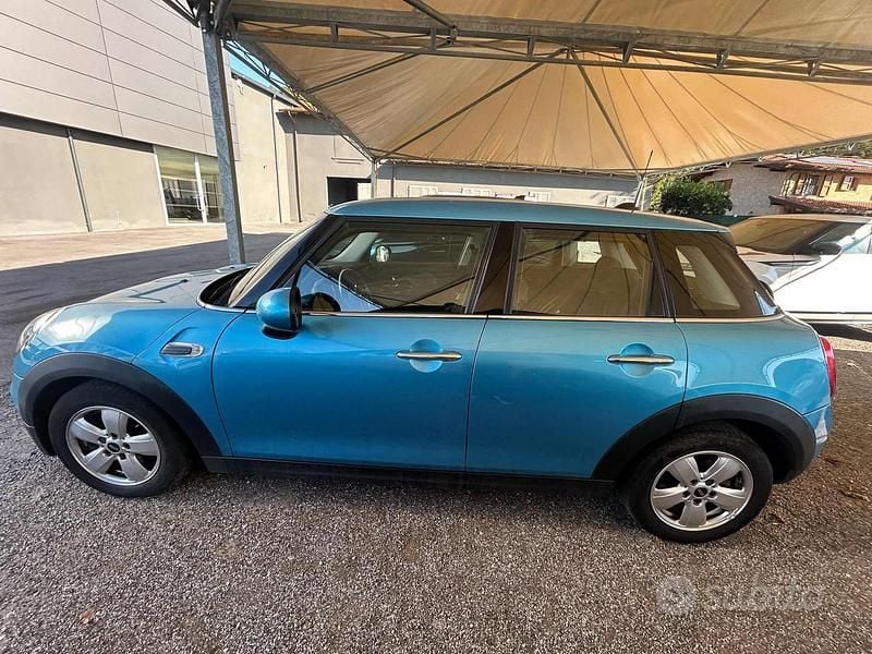 Usata Mini Cooper 136 CV (100 kW) 2019 Azzurro Utilitaria