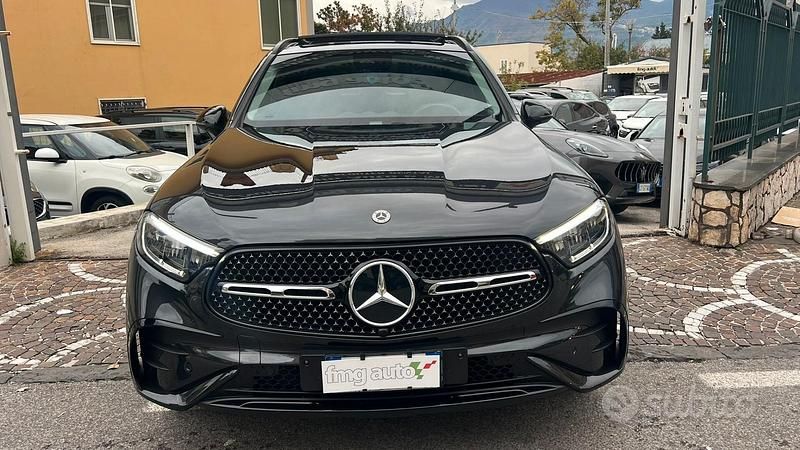 Usata Mercedes GLC220 AMG Line Premium 197 CV (144 kW) 2024 Grigio SUV