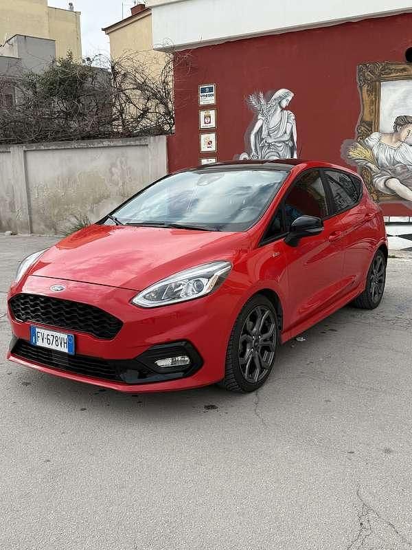 Usata Ford Fiesta ST-Line 86 CV (63 kW) 2019 Rosso Utilitaria