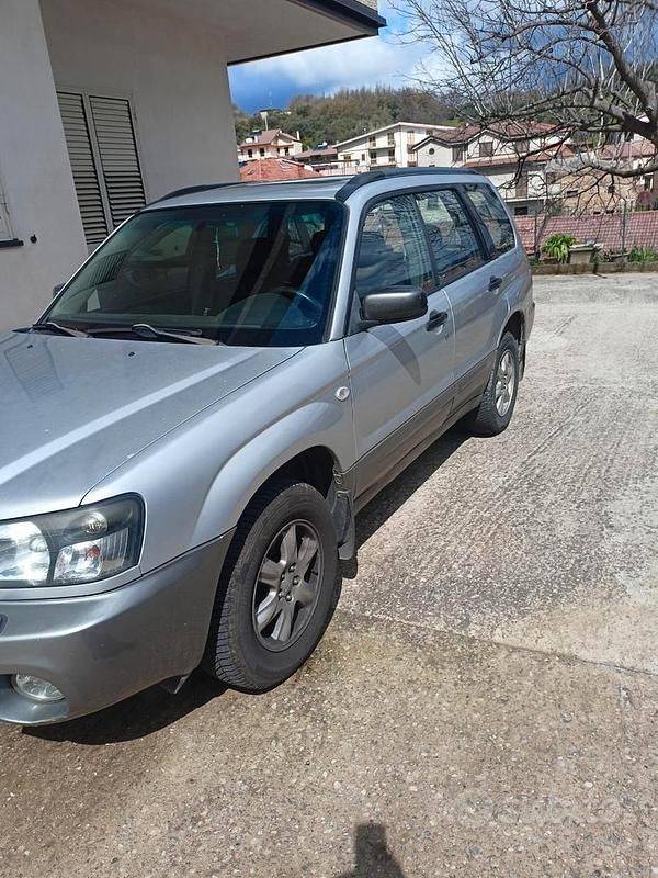 Usata Subaru Forester 125 CV (91 kW) 2005 SUV