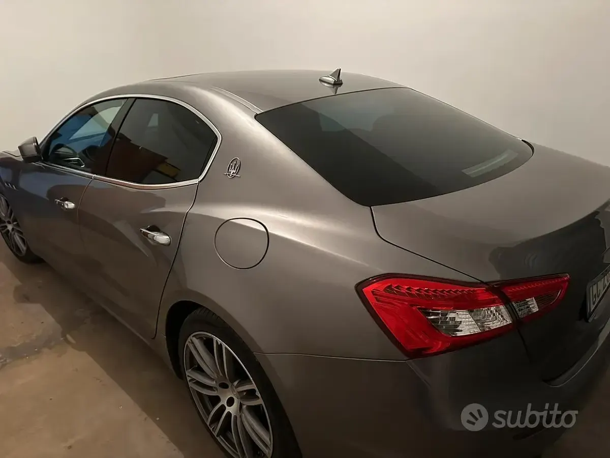 Usata Maserati Ghibli 275 CV (202 kW) 2020 Berlina