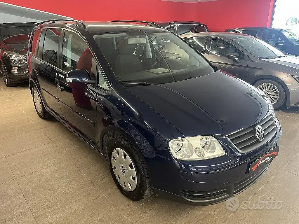 Usata VW Touran 105 CV (77 kW) 2005 Blu Monovolume