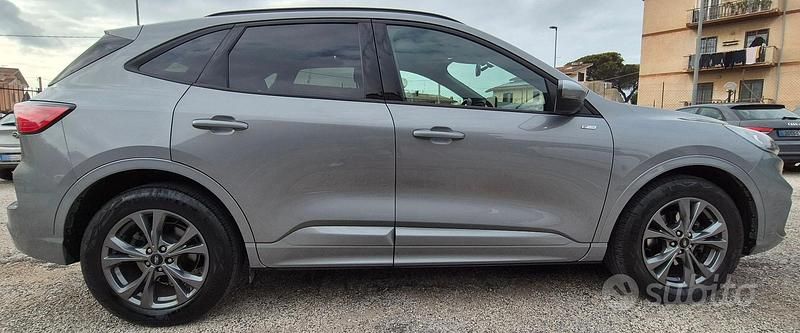 Usata Ford Kuga ST 150 CV (110 kW) 2023 SUV