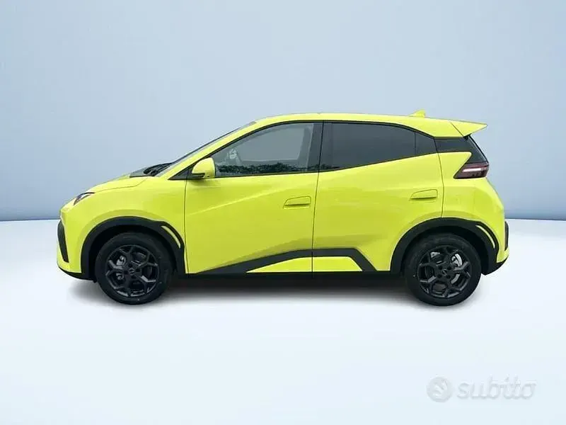 Nuova BYD Dolphin Surf Comfort 2026 Verde Utilitaria