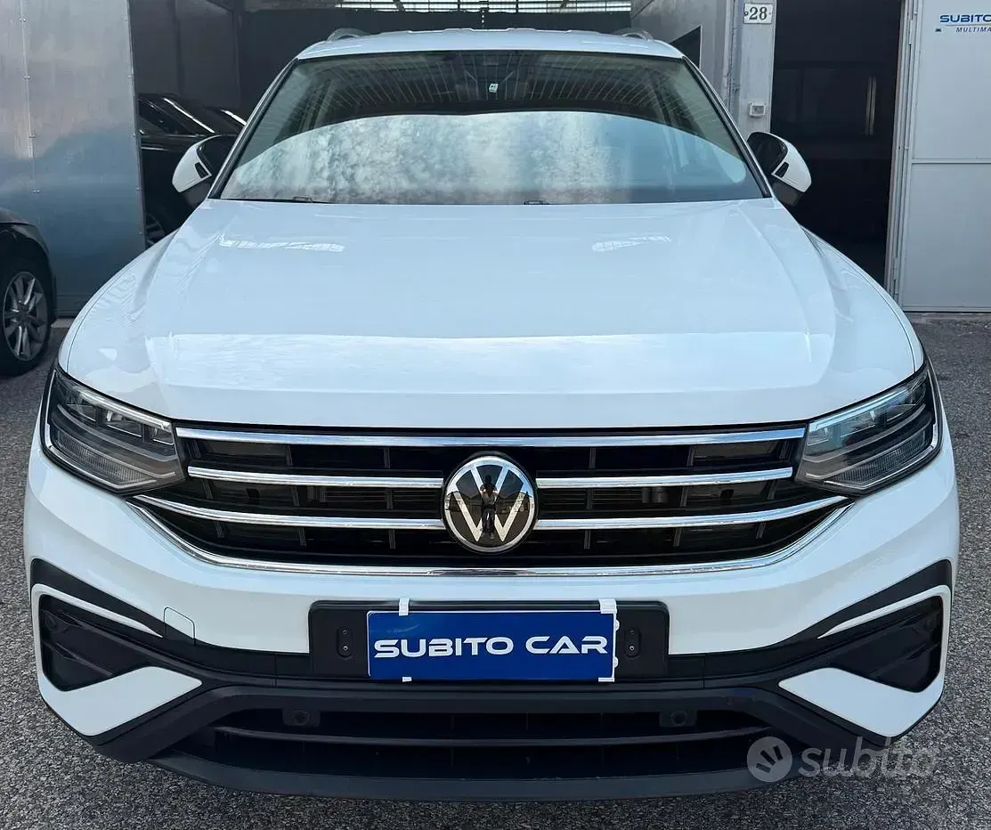 Usata VW Tiguan Allspace Life 150 CV (110 kW) 2022 Bianco SUV