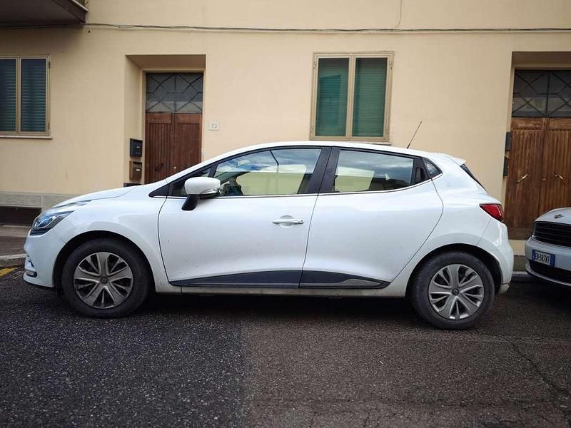 Usata Renault Clio IV Zen 90 CV (66 kW) 2017 Bianco Berlina