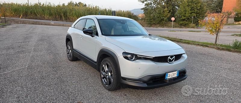 Usata Mazda MX30 106 kW (145 CV) 2020 Bianco SUV