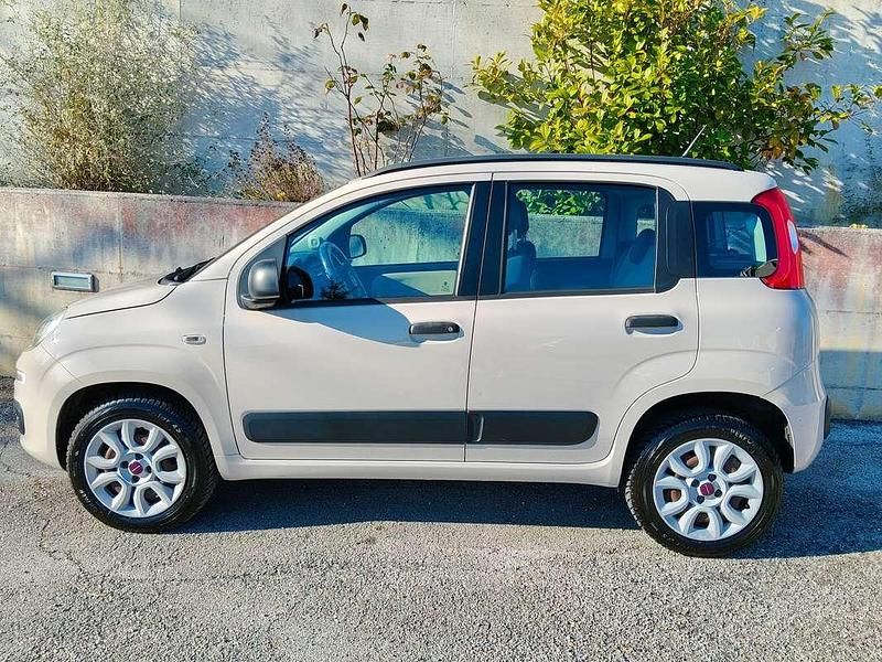 Usata Fiat Panda Easy 80 CV (58 kW) 2013 Beige Utilitaria