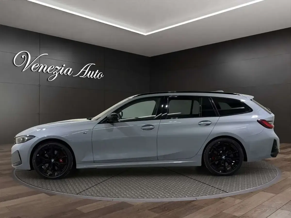 Usata BMW 340 374 CV (275 kW) 2025 Grigio Station wagon