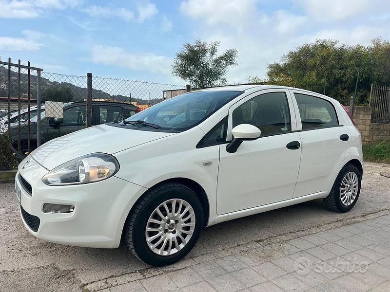 Brugt Fiat Punto Lounge 69 HK (50 kW) 2016 Hvid Sedan