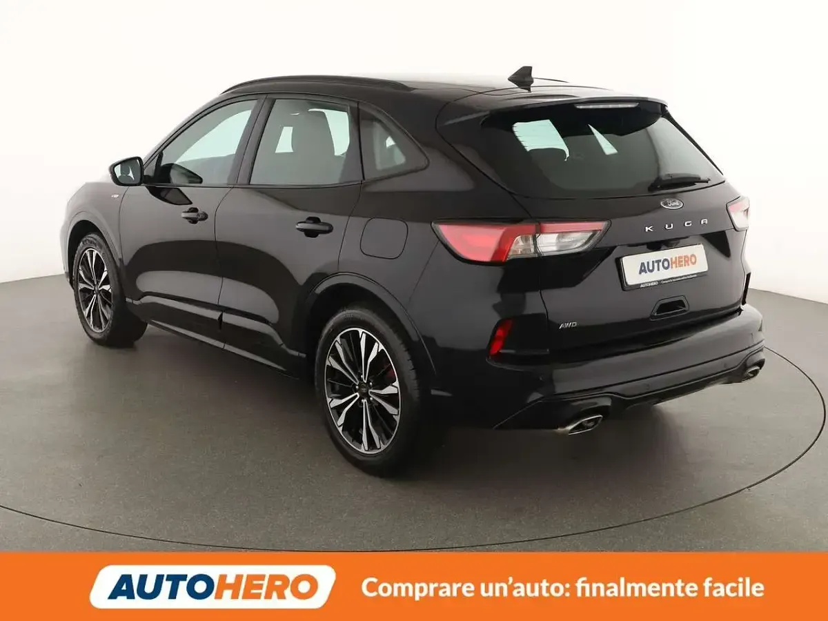 Usata Ford Kuga ST-Line 150 CV (110 kW) 2021 Nero SUV