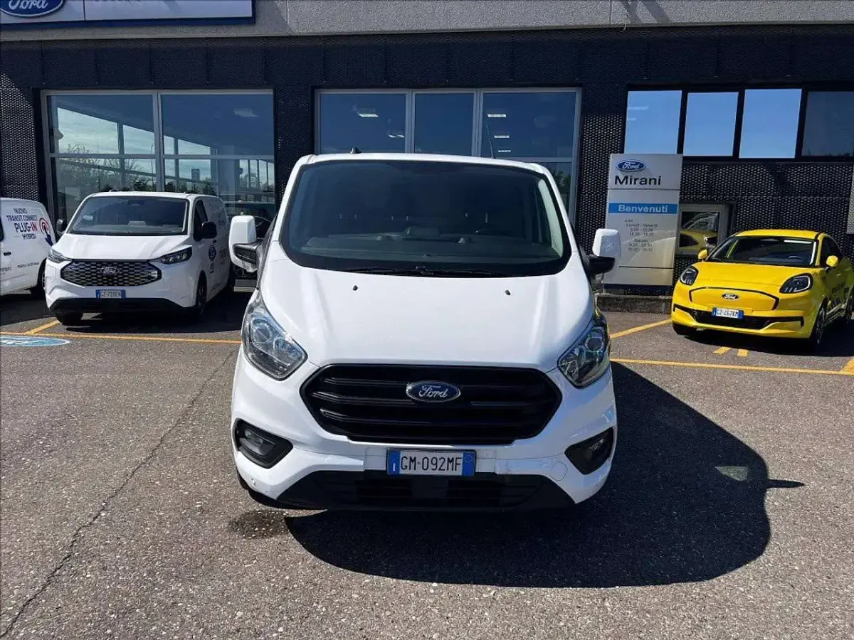Usata Ford Transit Custom Trend 105 CV (77 kW) 2022 Bianco Furgone