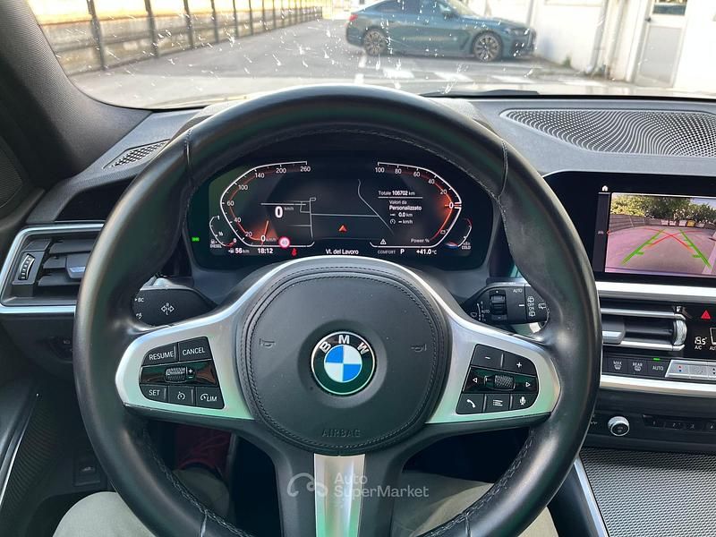 Usata BMW 318 150 CV (110 kW) 2022 Gray Station wagon