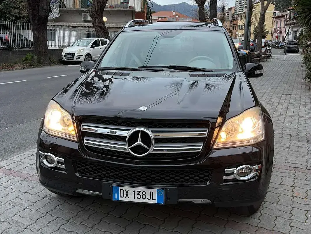 Usata Mercedes GL320 224 CV (164 kW) 2009 Nero SUV