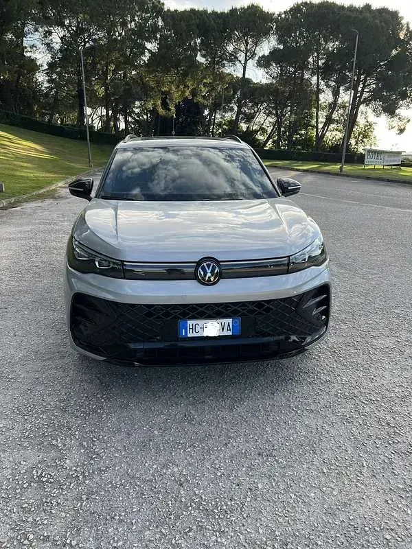 Nuova VW Tiguan Edition 150 CV (110 kW) 2026 SUV