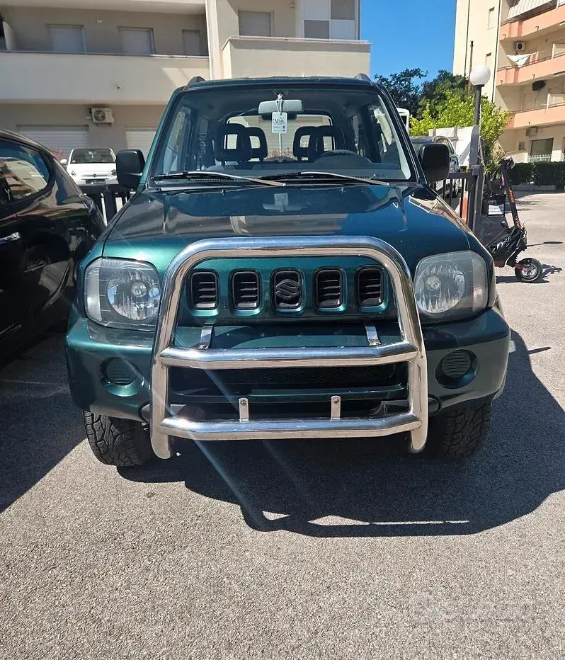 Usata Suzuki Jimny 82 CV (60 kW) 2003 Verde SUV