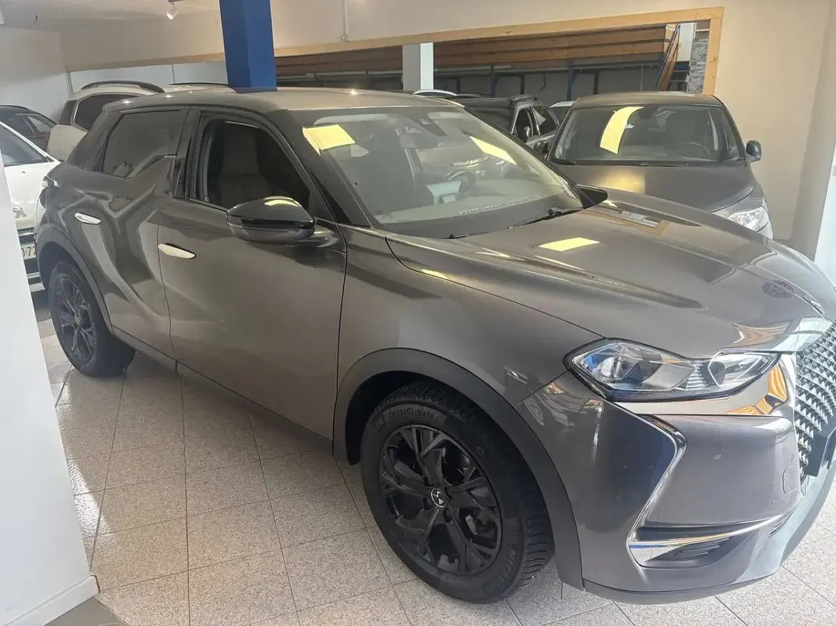 Usata DS Automobiles DS3 Crossback Grand Chic 131 CV (96 kW) 2021 Argento SUV