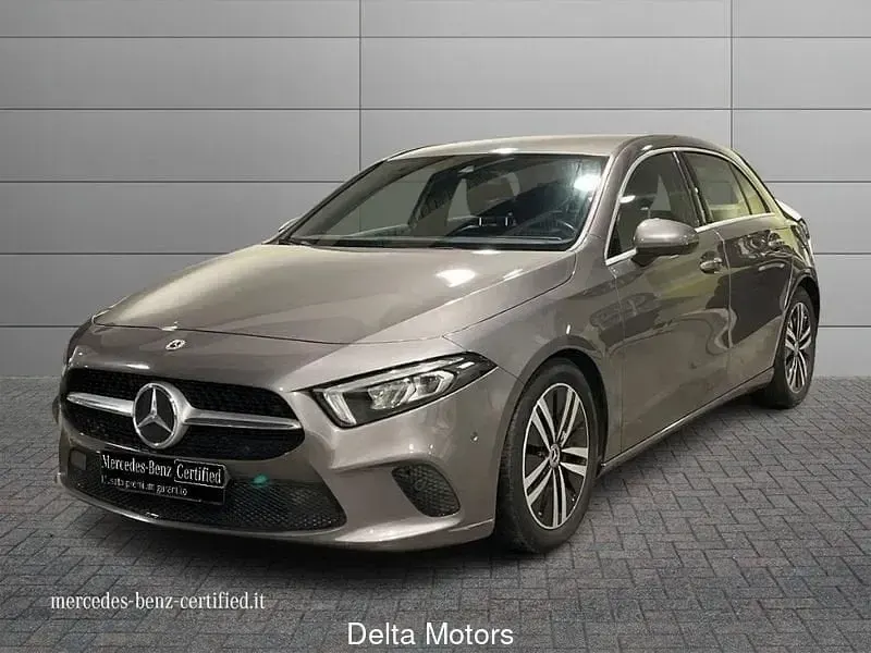 Usata Mercedes A180 116 CV (85 kW) 2021 Berlina