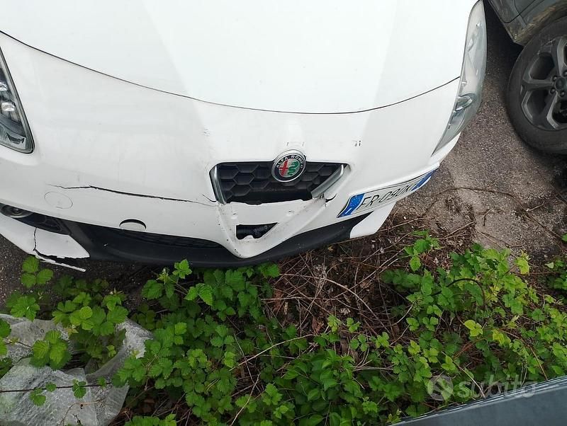 Usata Alfa Romeo Giulietta 120 CV (88 kW) 2018 Bianco Berlina