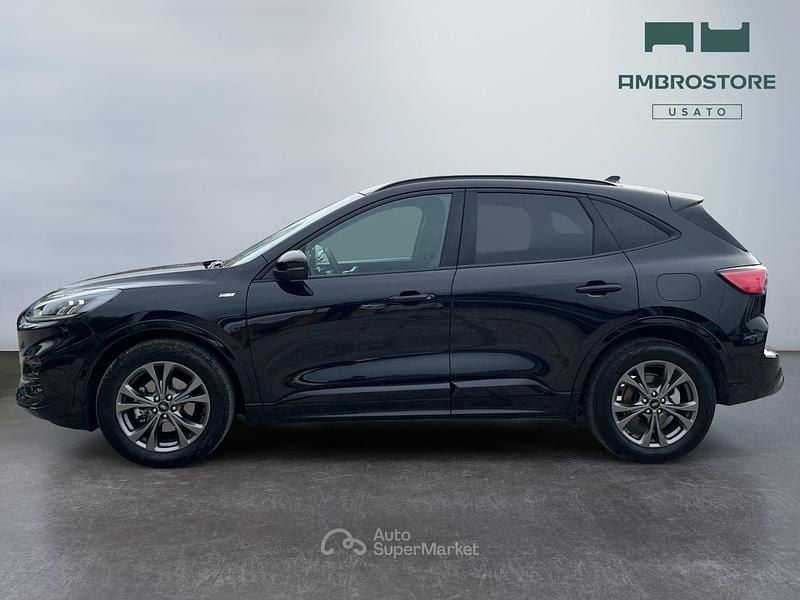 Usata Ford Kuga ST-Line 152 CV (111 kW) 2022 Agate black SUV