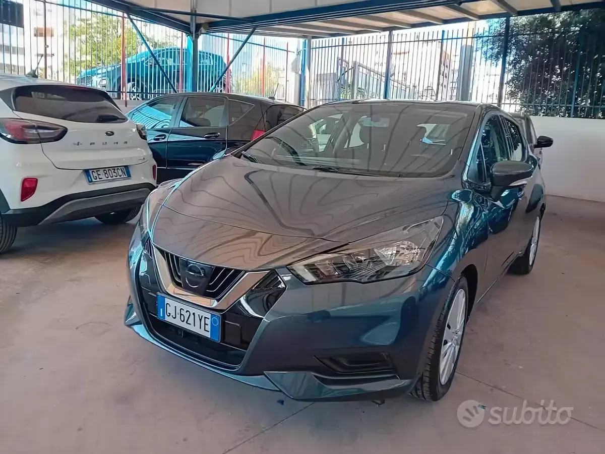 Usata Nissan Micra Acenta 92 CV (67 kW) 2022 Grigio Utilitaria